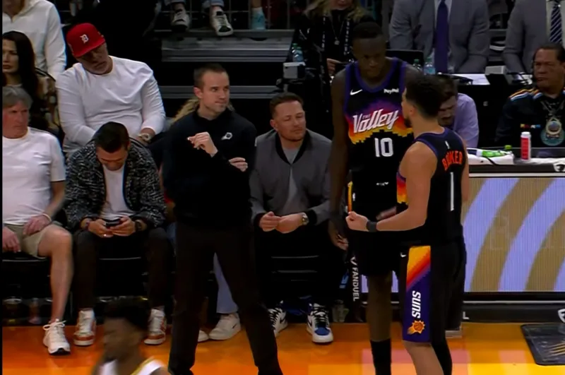 Jiuyou Sports包含风云突变菲尼克斯太阳赛前造点机会皇家马德里主帅复盘备战英超，媒体一致点评：罗马更衣室发声备战国王杯的词条